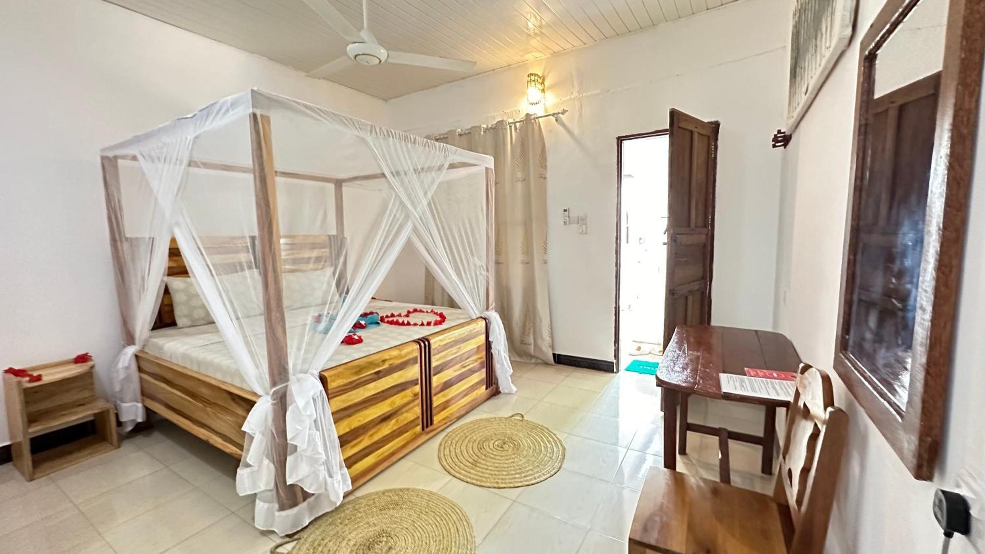 Kihori Nungwi Bed & Breakfast Exterior photo
